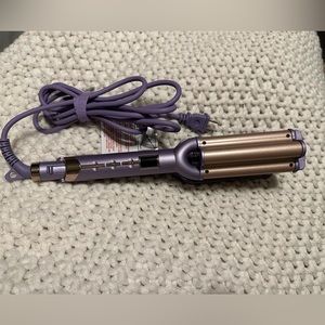 MONAT titanium triple barrel waver.